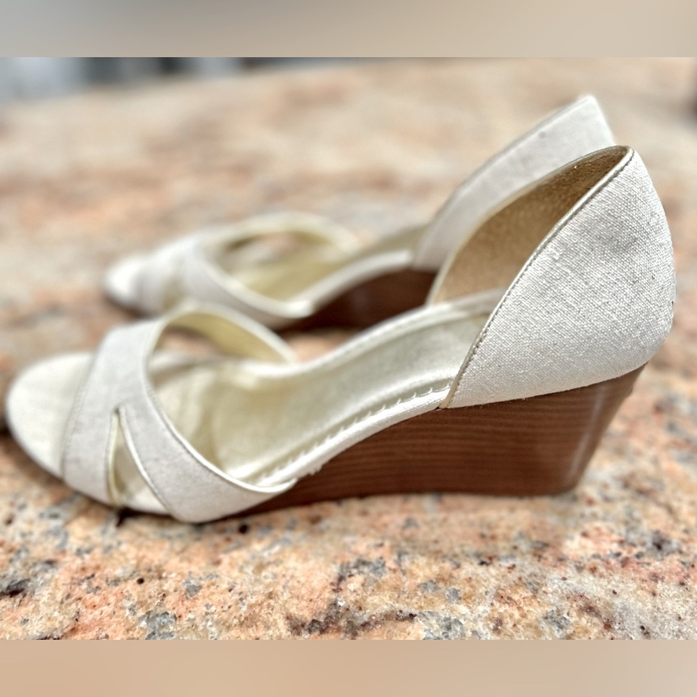 Lilly Pulitzer Sz 8.5 M Via Palm Beach Heels Gold Tan